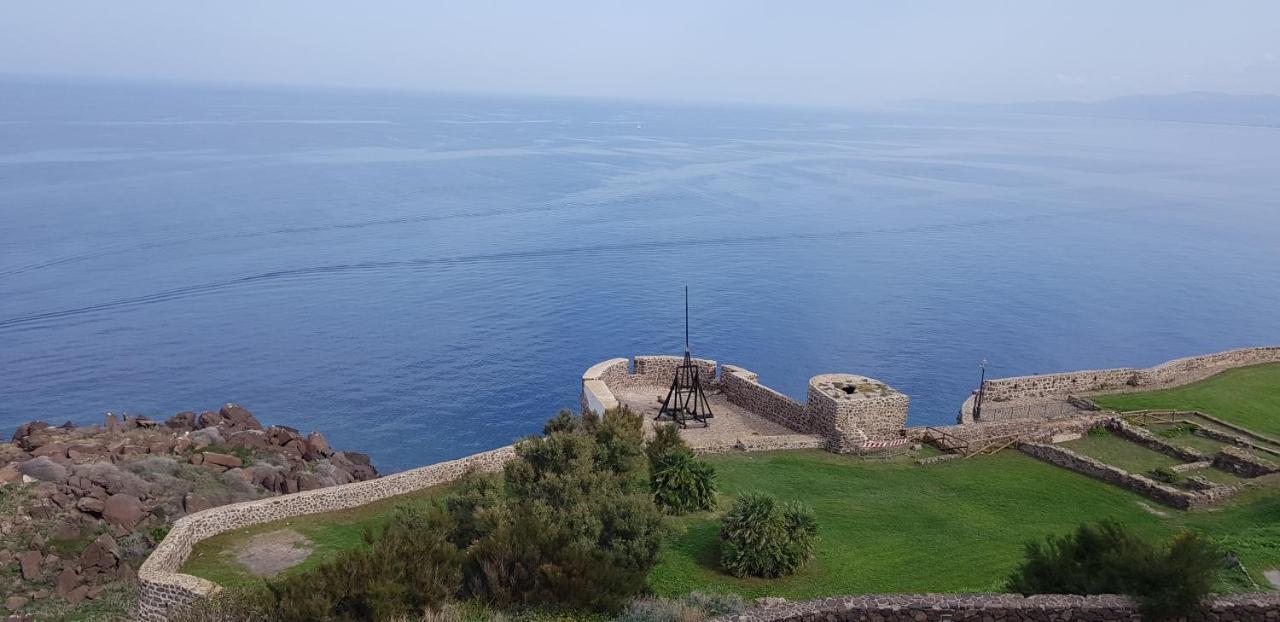 Esclusiva Dimora Storica: Medieval Heart Retreat Castelsardo Exterior photo