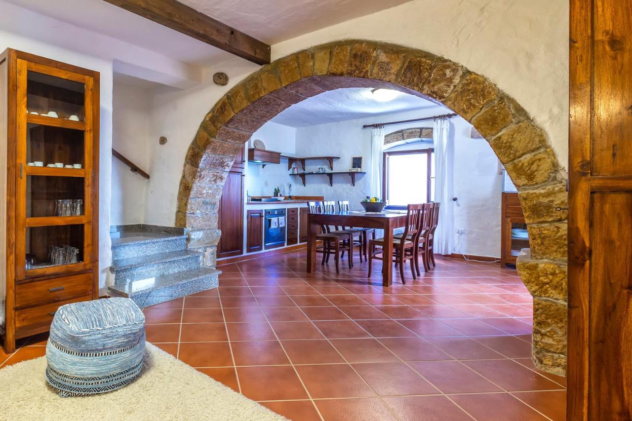 Esclusiva Dimora Storica: Medieval Heart Retreat Castelsardo Exterior photo
